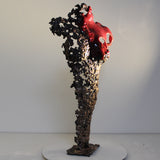 Pavarti Poppy - Sculpture corps de femme en dentelle Bronze, Acier et verre - Buil
