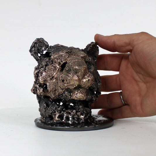 Tete lion 35-23 - Sculpture animaliere dentelle metal - Tete de lion bronze et acier