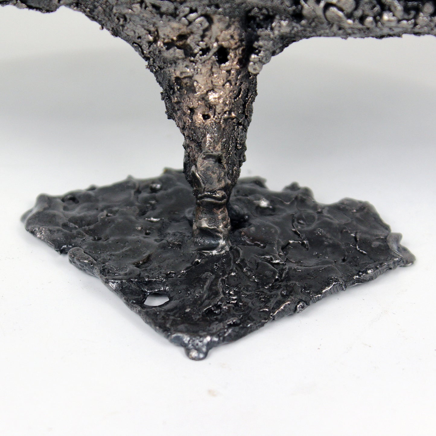 Pavarti calligraphie violette I - Sculpture métal homme yoga danse dentelle Bronze Acier - Buil