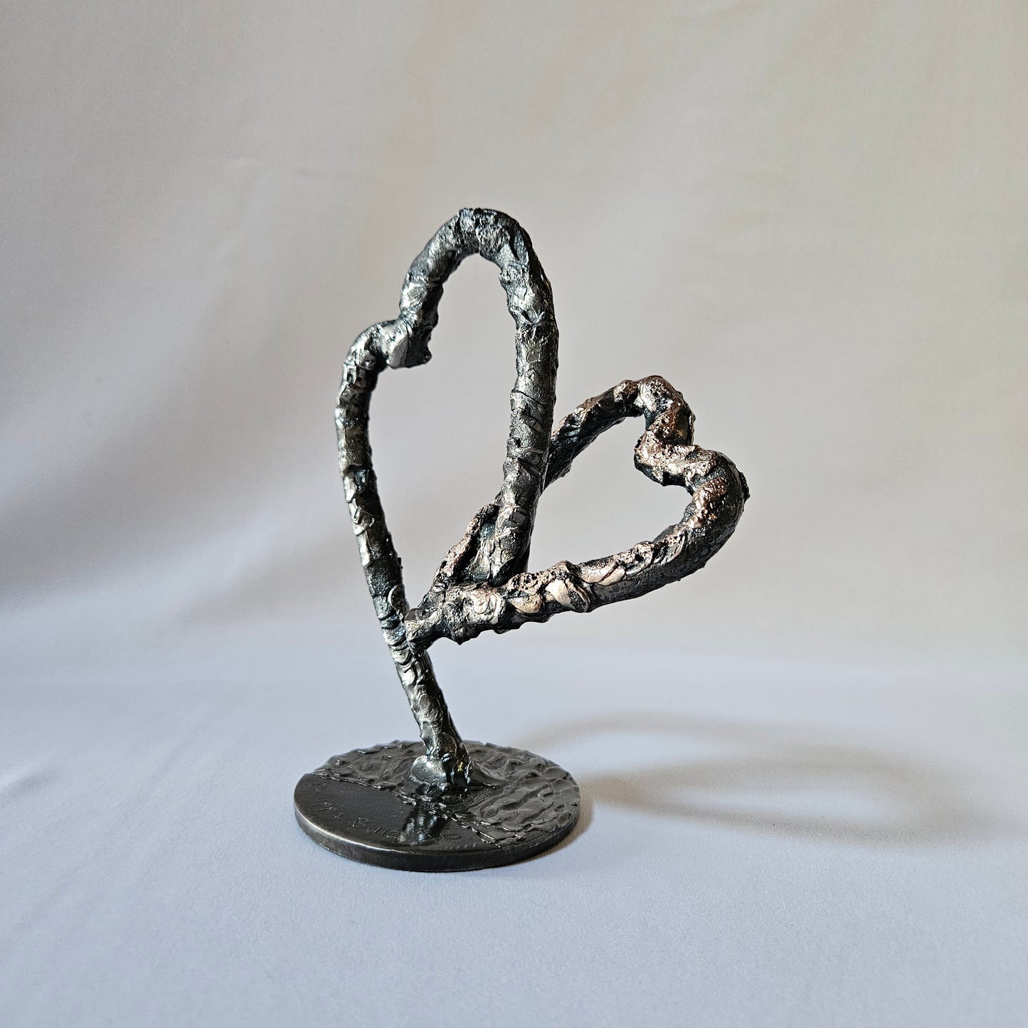 Coeur 1-25 - Sculpture coeurs en dentelle de métal bronze et acier - Philippe Buil