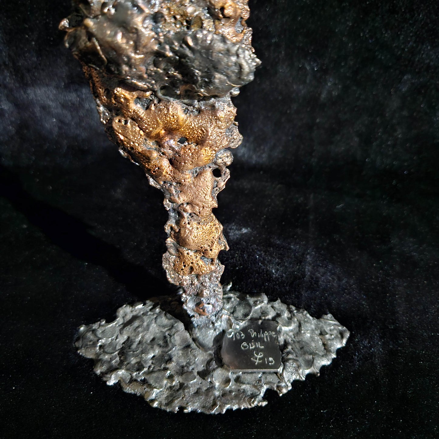 Acteur de l'ombre 4 - Sculpture visage dentelle métal acier bronze