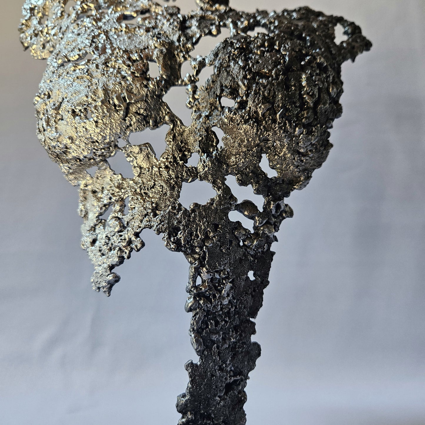 Pavarti Rose - Sculpture corps de femme dentelle métal acier et chrome