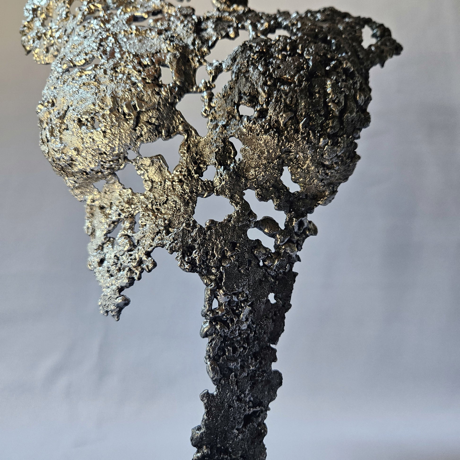 Pavarti Rose - Sculpture corps de femme dentelle métal acier et chrome