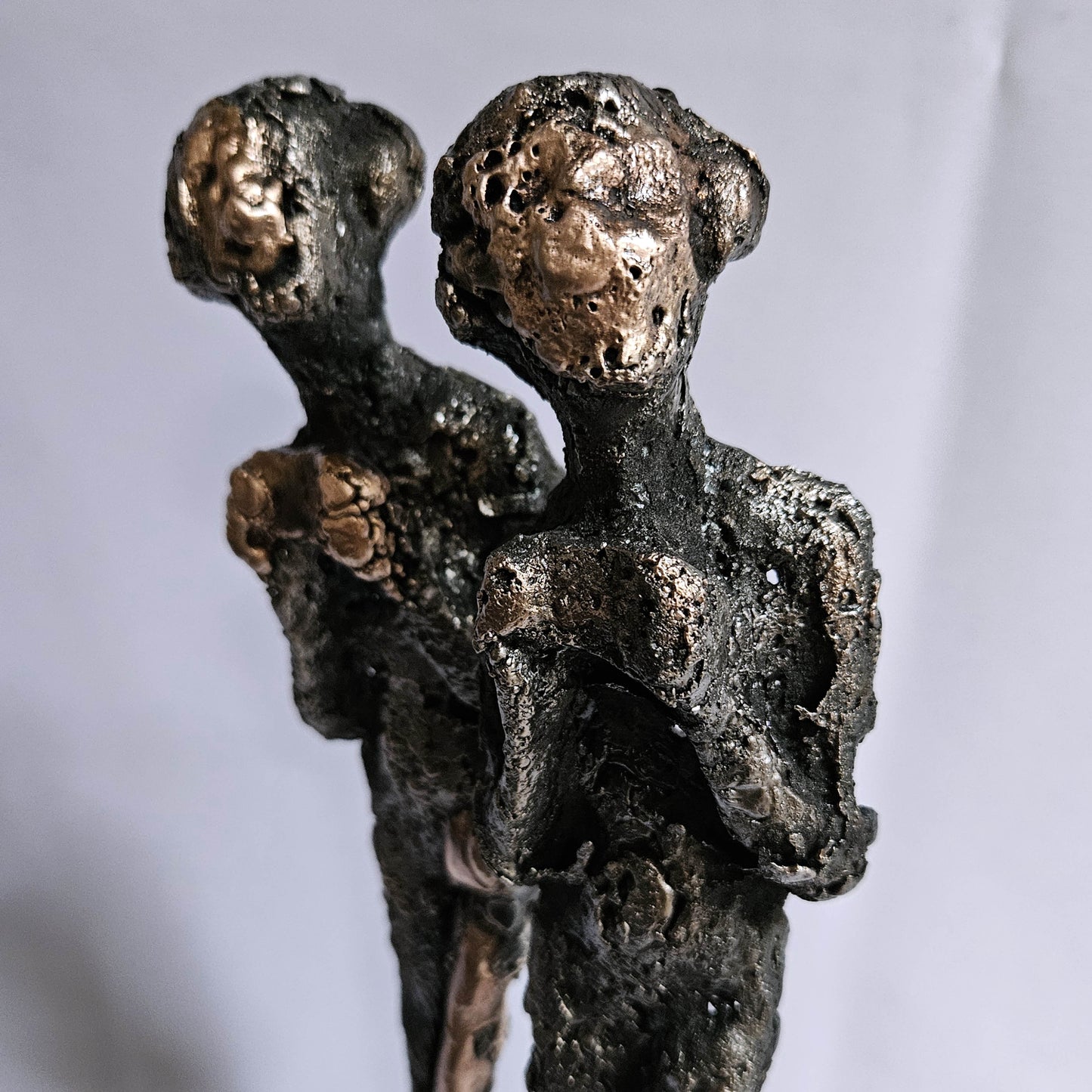 Duo de muses 12-24 - Sculpture femmes métal Bronze et Acier