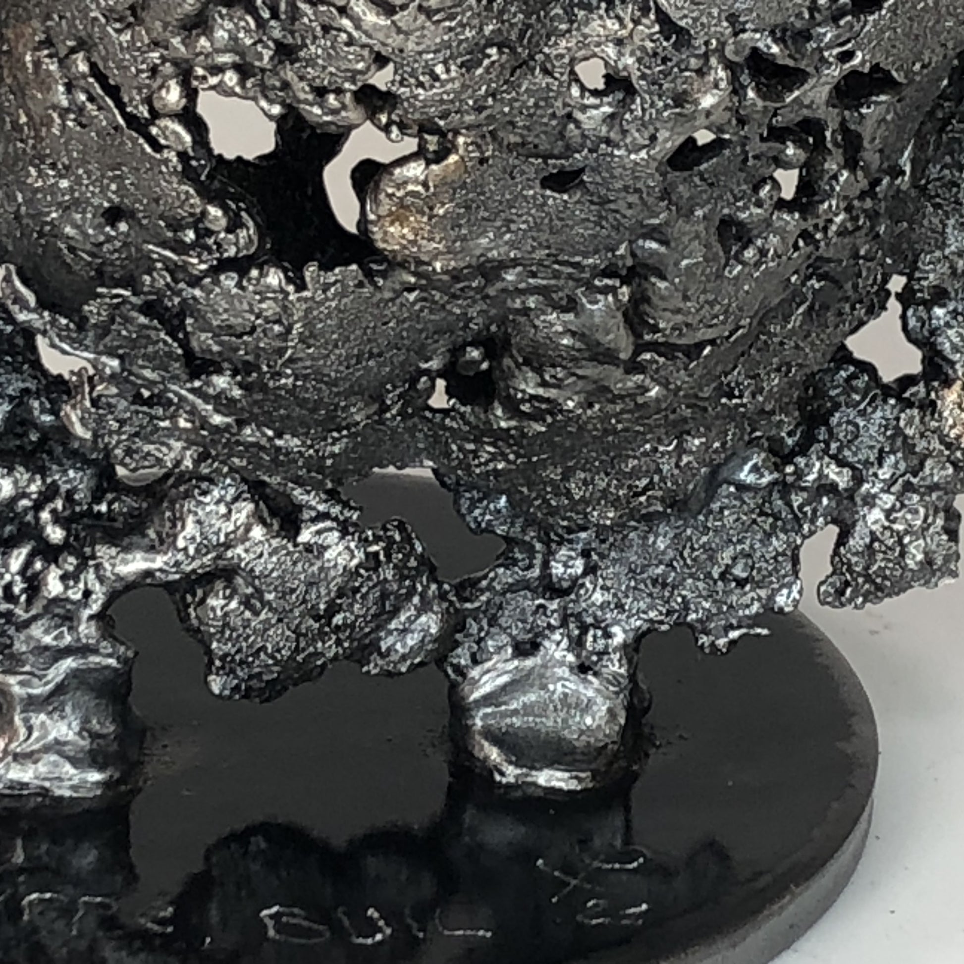 La montagne yogi 120-21 - Sculpture dos homme dentelle métal bronze acier