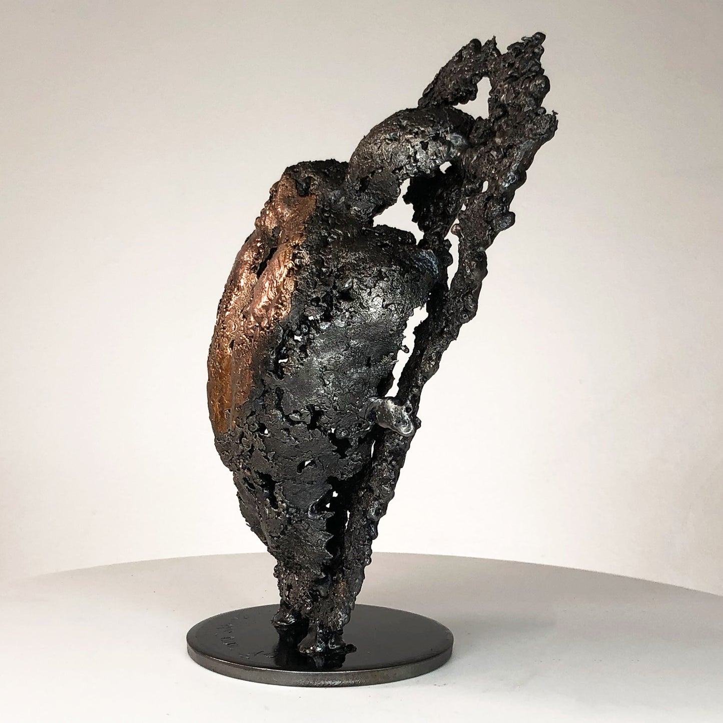 La montagne yogi 120-21 - Sculpture dos homme dentelle métal bronze acier