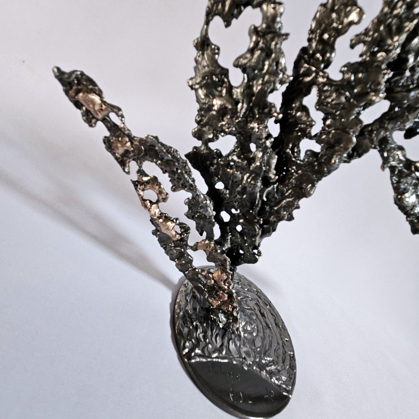 Jeu de Plume 13-24 - Sculpture abstraite dentelle metal acier et bronze