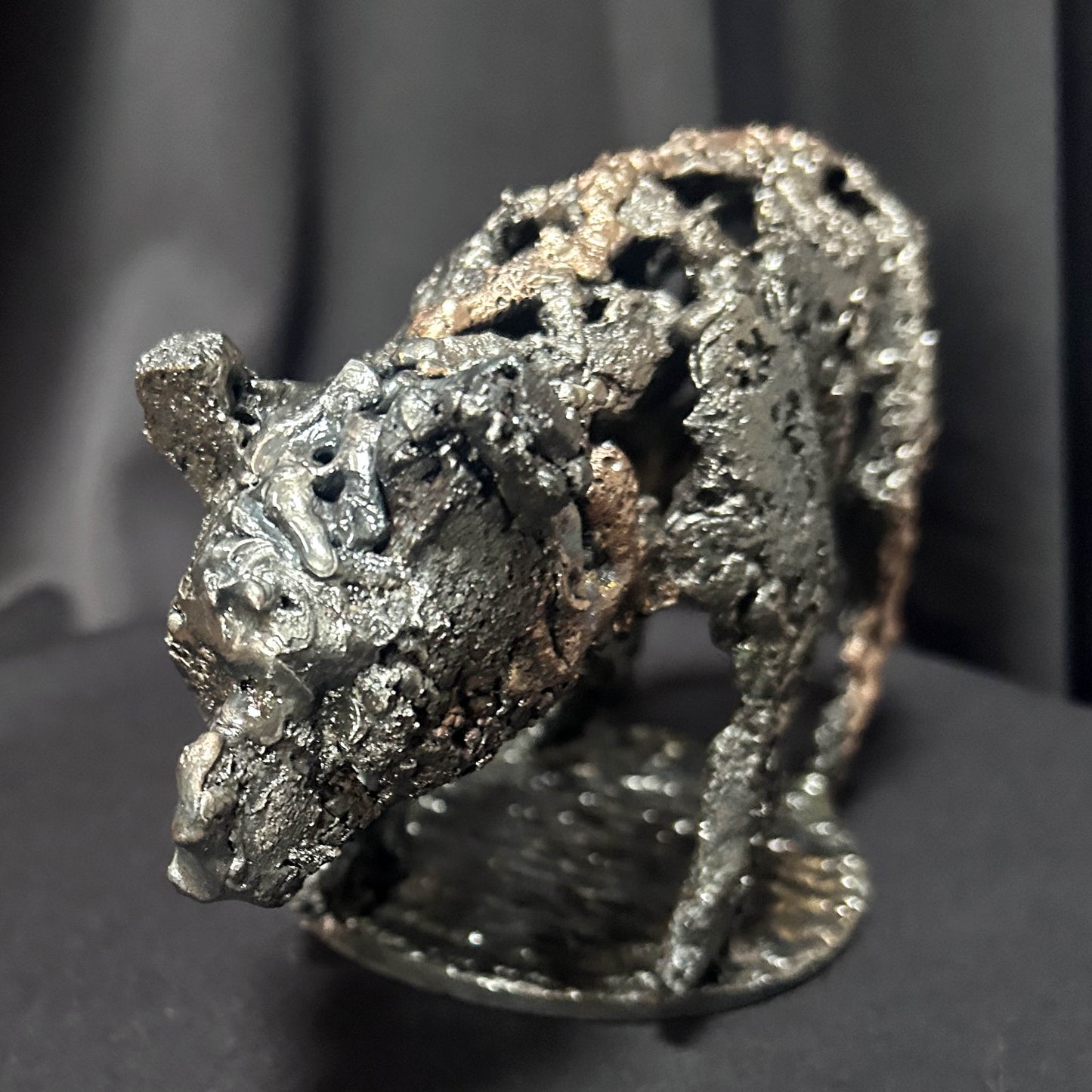 Ours de Veille œuvre unique Philippe Buil vue trois quarts face