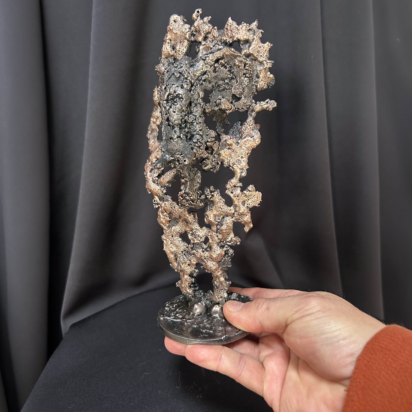 Mémoire d’Ivoire, sculpture éléphant en acier et bronze par Philippe Buil