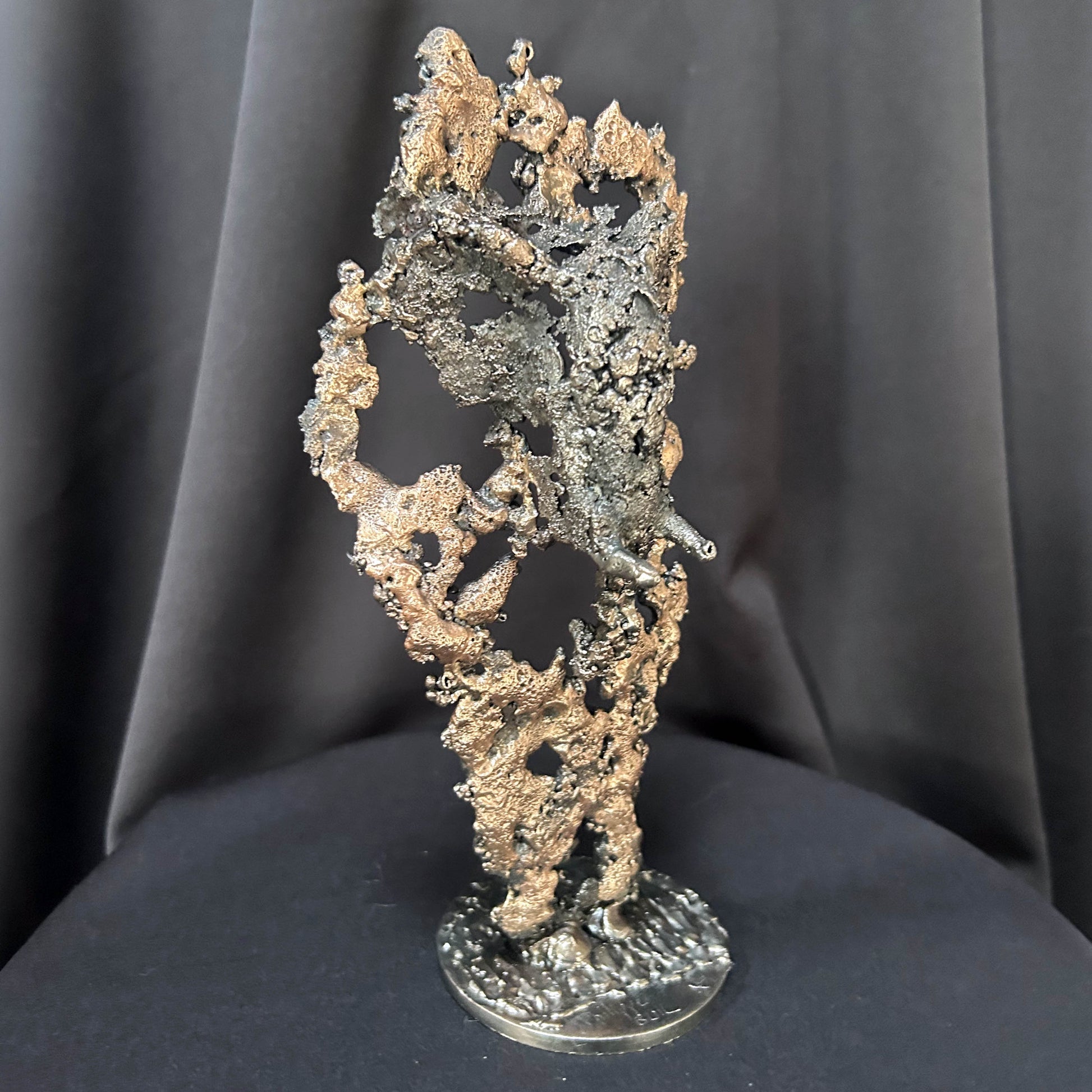 Mémoire d’Ivoire, sculpture éléphant en acier et bronze par Philippe Buil