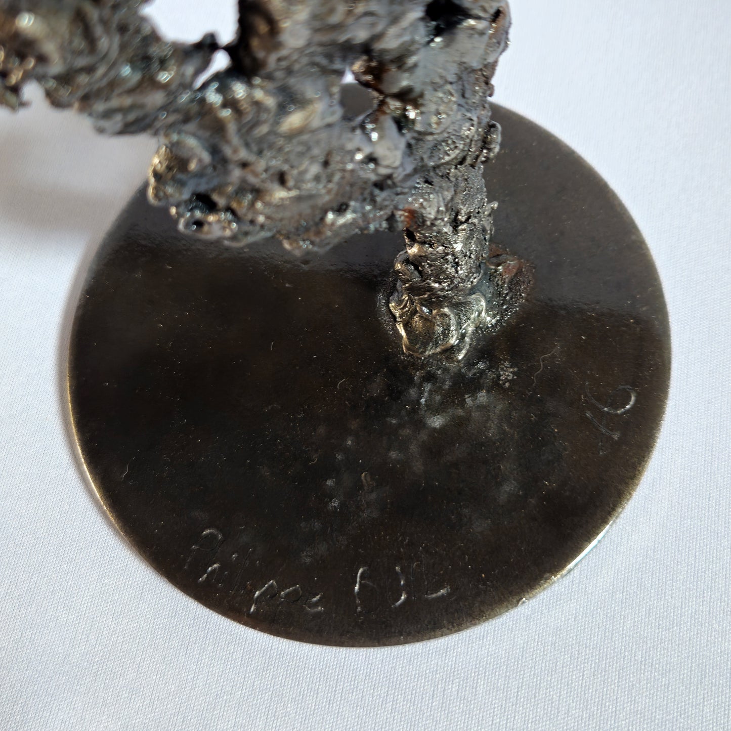 Паварти Тишина - Скульптура женского тела, кружево, металл, сталь, бронза