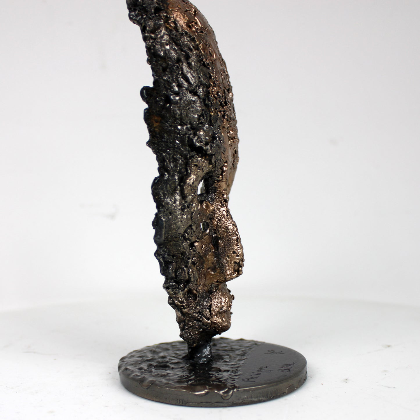 Masque africain contemporain deux cornes - détail