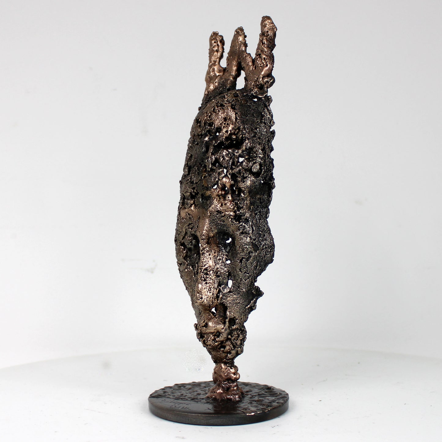 sculpture visage africain dentelle métal artistique