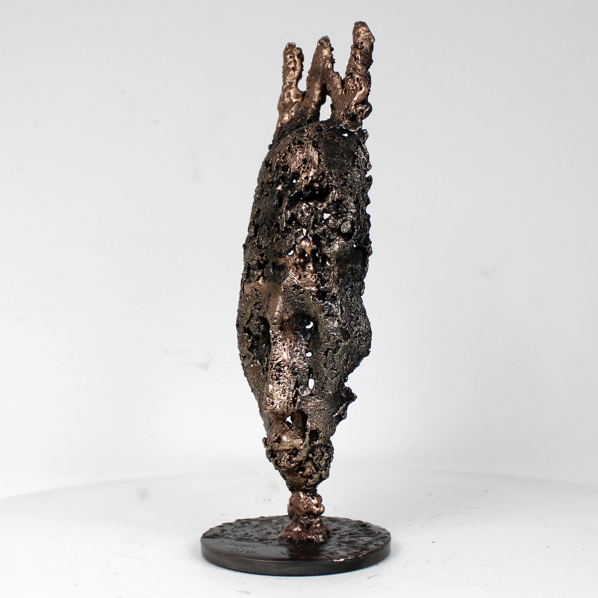 sculpture visage africain dentelle métal artistique