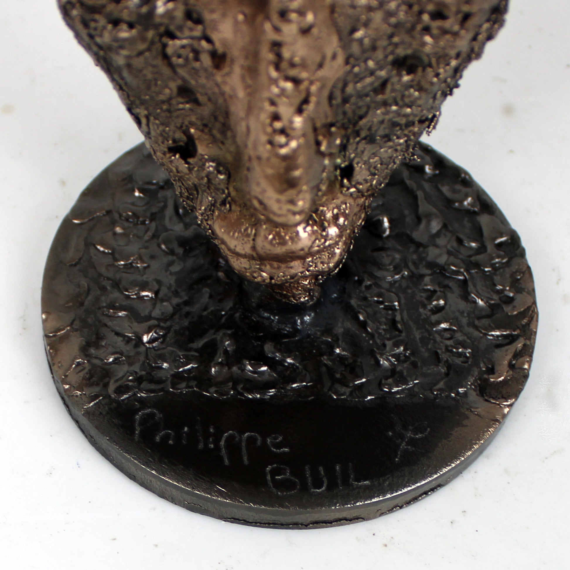 masque africain contemporain coiffe - signature de Philippe Buil