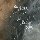 Œuvre murale de Philippe Buil représentant un hibou coloré réalisée en acier, dentelle de bronze et pigments, avec textures métalliques en relief.