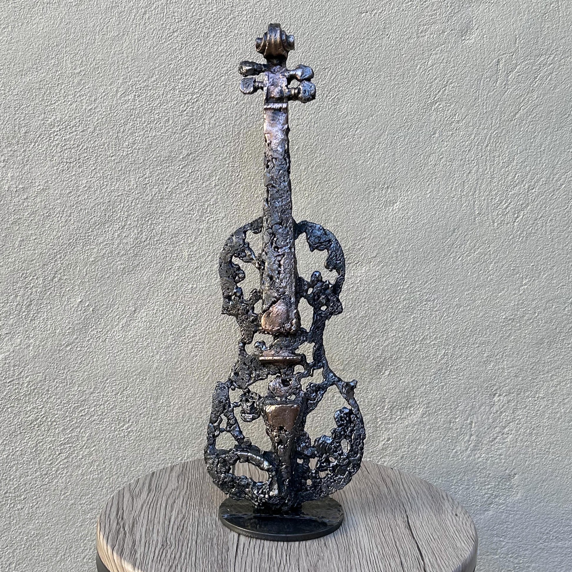 Oublié des dieux 71-23 - Sculpture violon dentelle métal acier et bronze