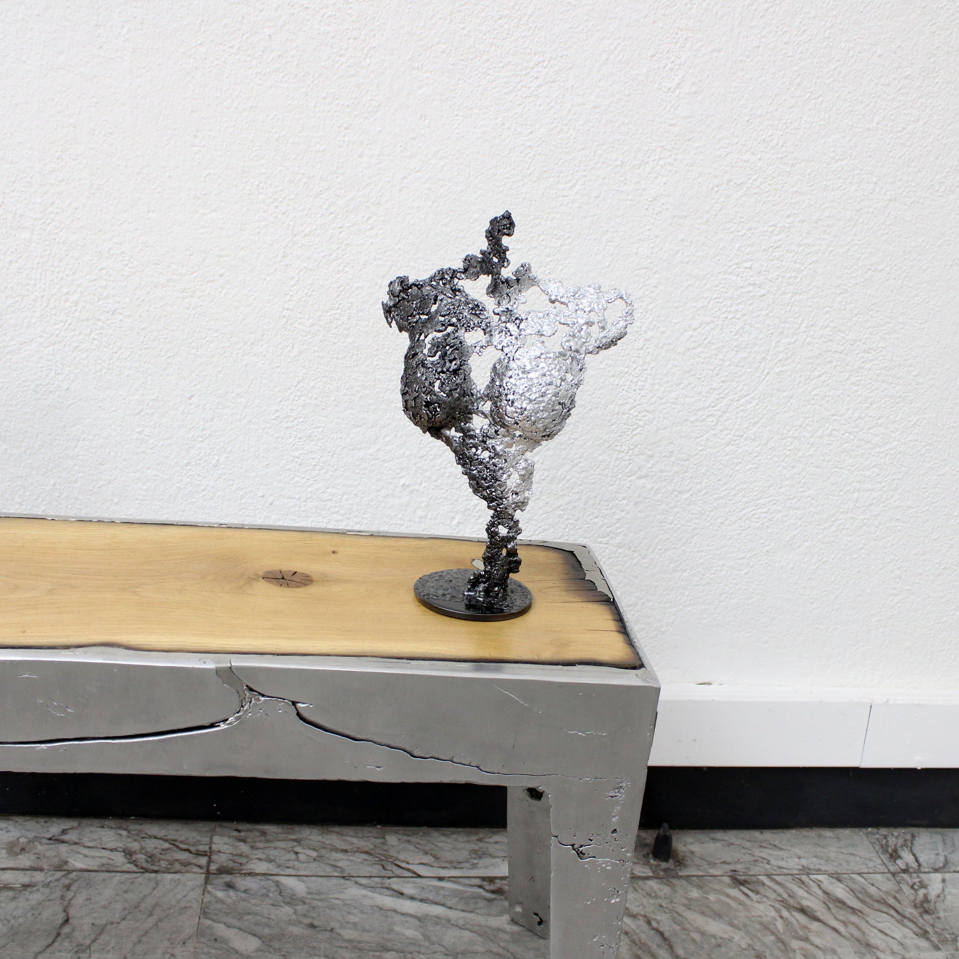 Pavarti Signature - Sculpture corps femme dentelle métal acier et chrome