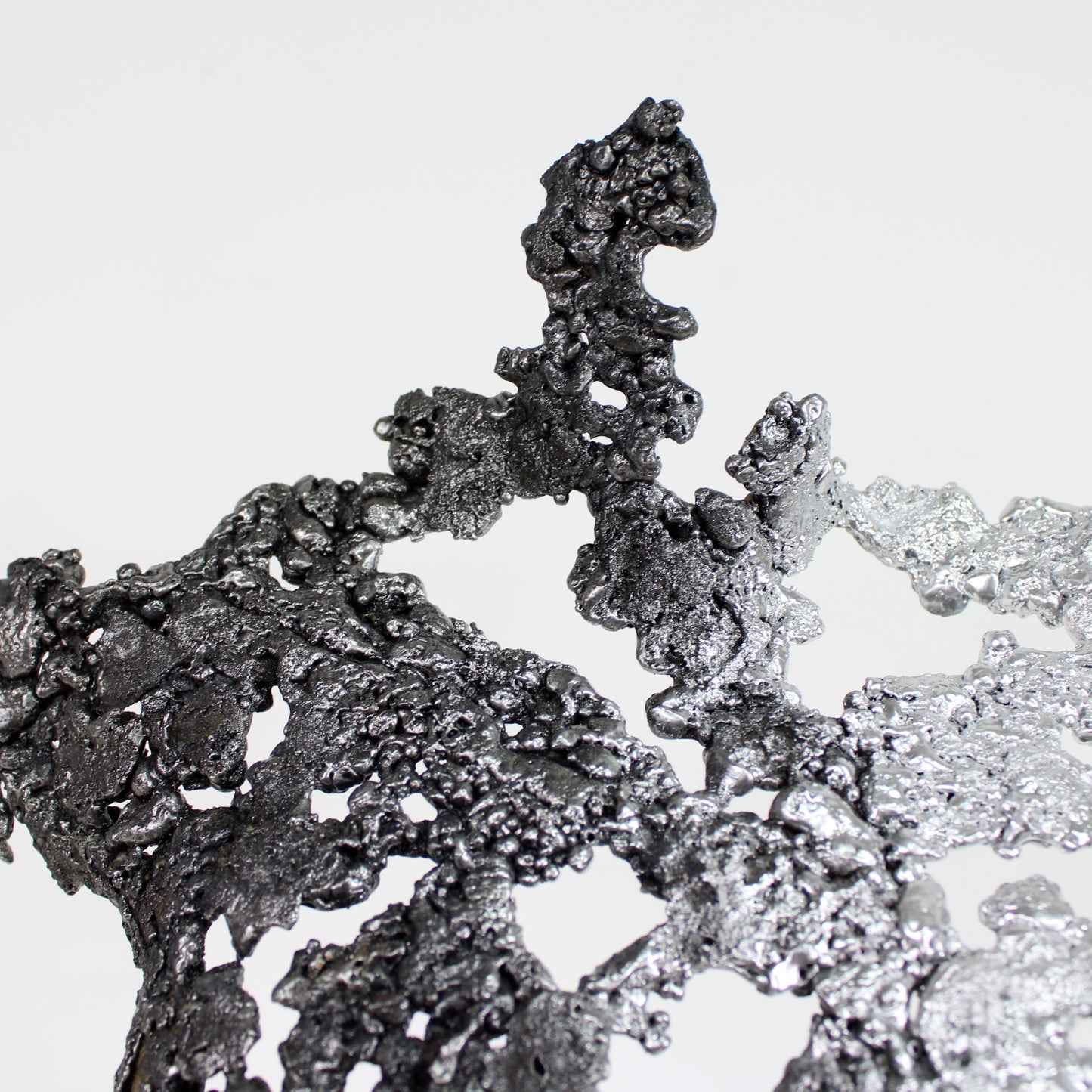 Pavarti Signature - Sculpture corps femme dentelle métal acier et chrome