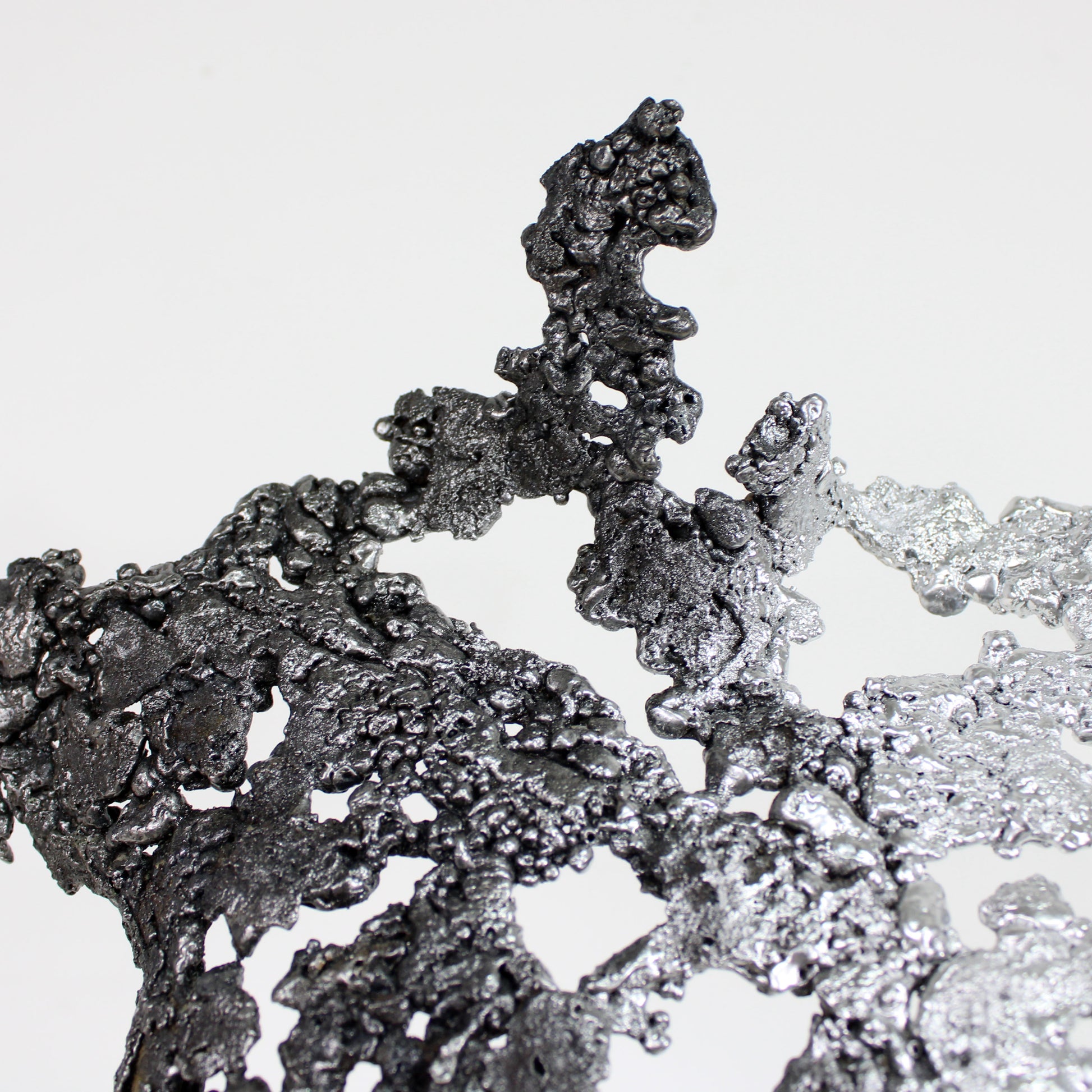 Pavarti Signature - Sculpture corps femme dentelle métal acier et chrome