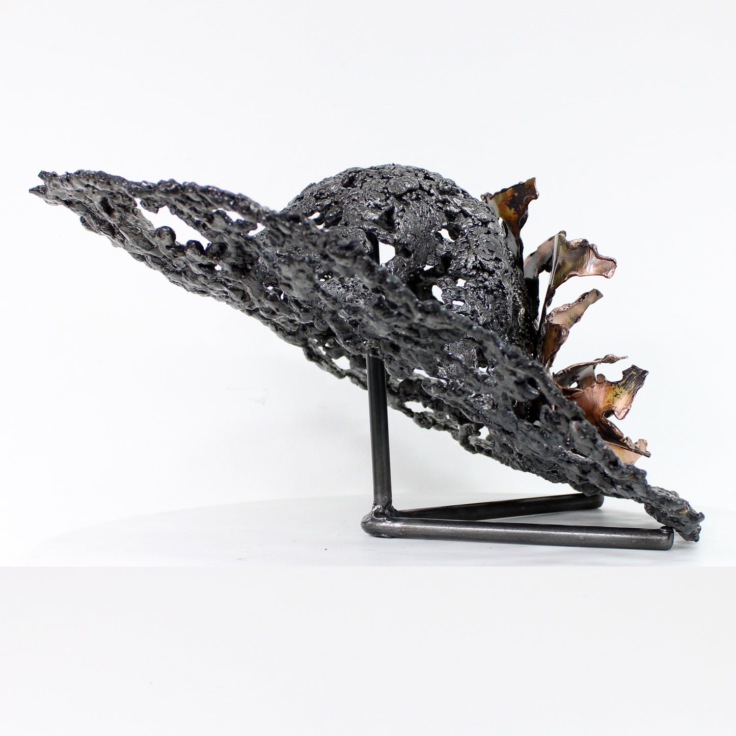 Chapeau 112-22 - Sculpture forme chapeau dentelle acier et bronze