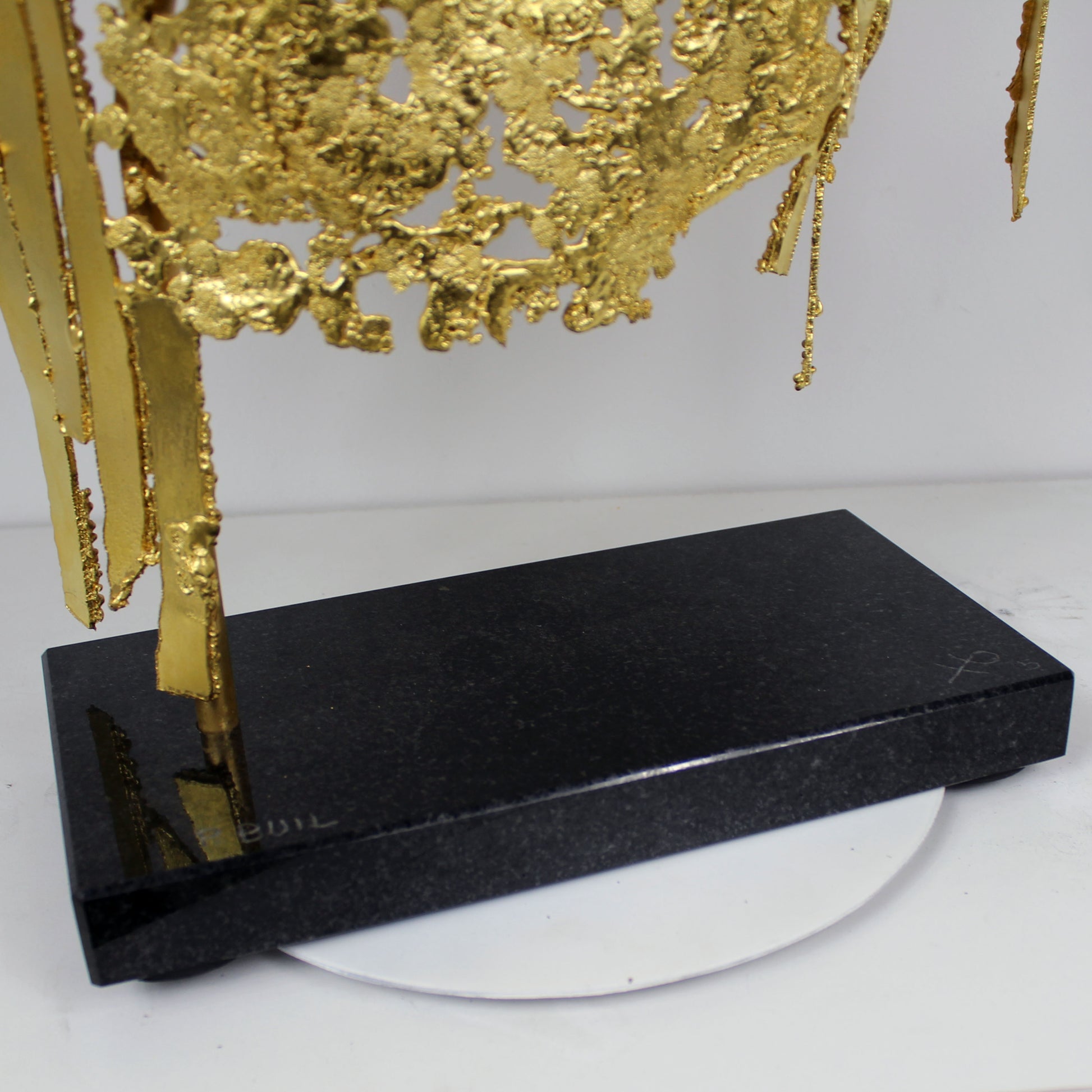 Belisama It's Only Gold - Sculpture buste femme dentelle bronze et Or - Buil