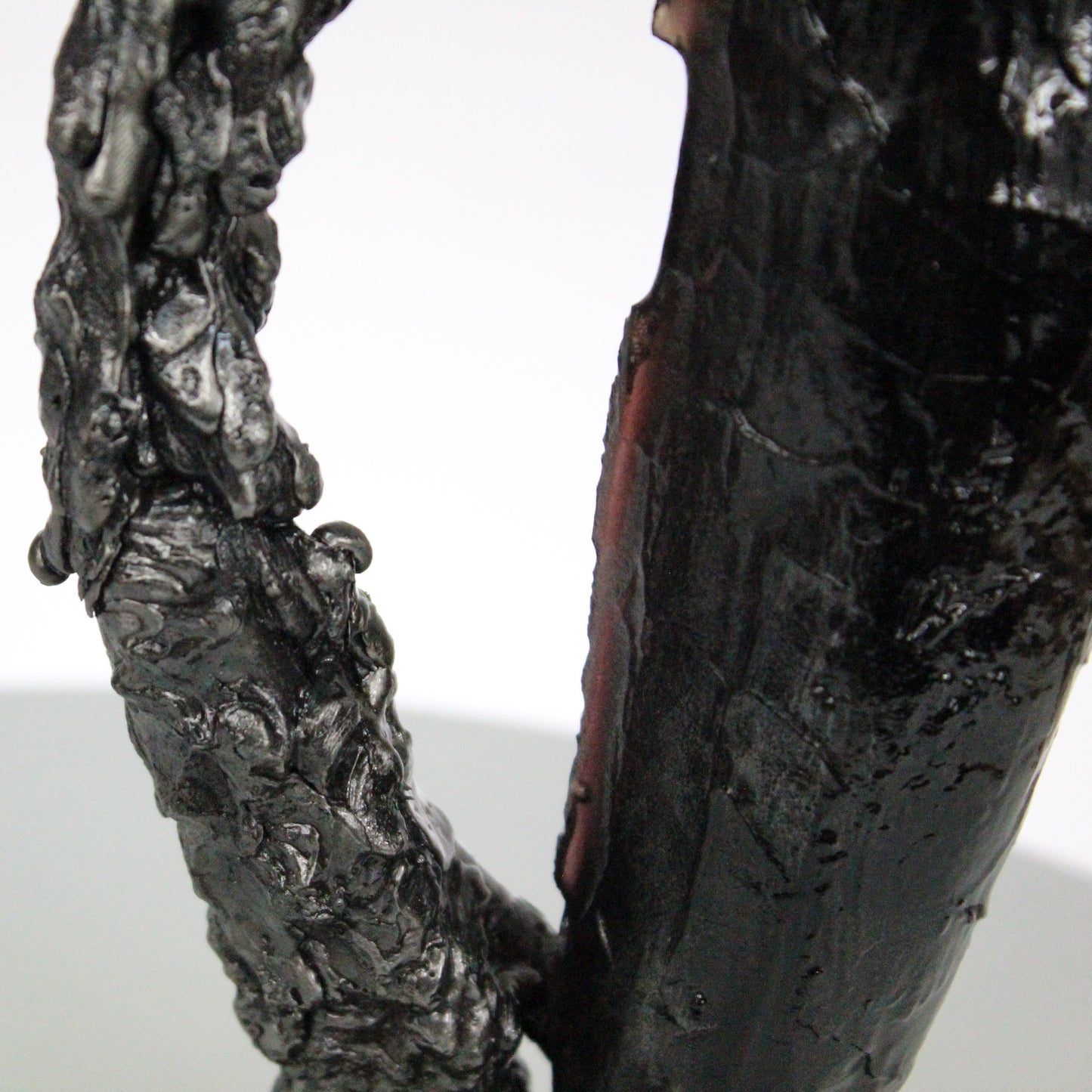 Idole CLXVI - Sculpture métal corps acier et pate de verre - Buil