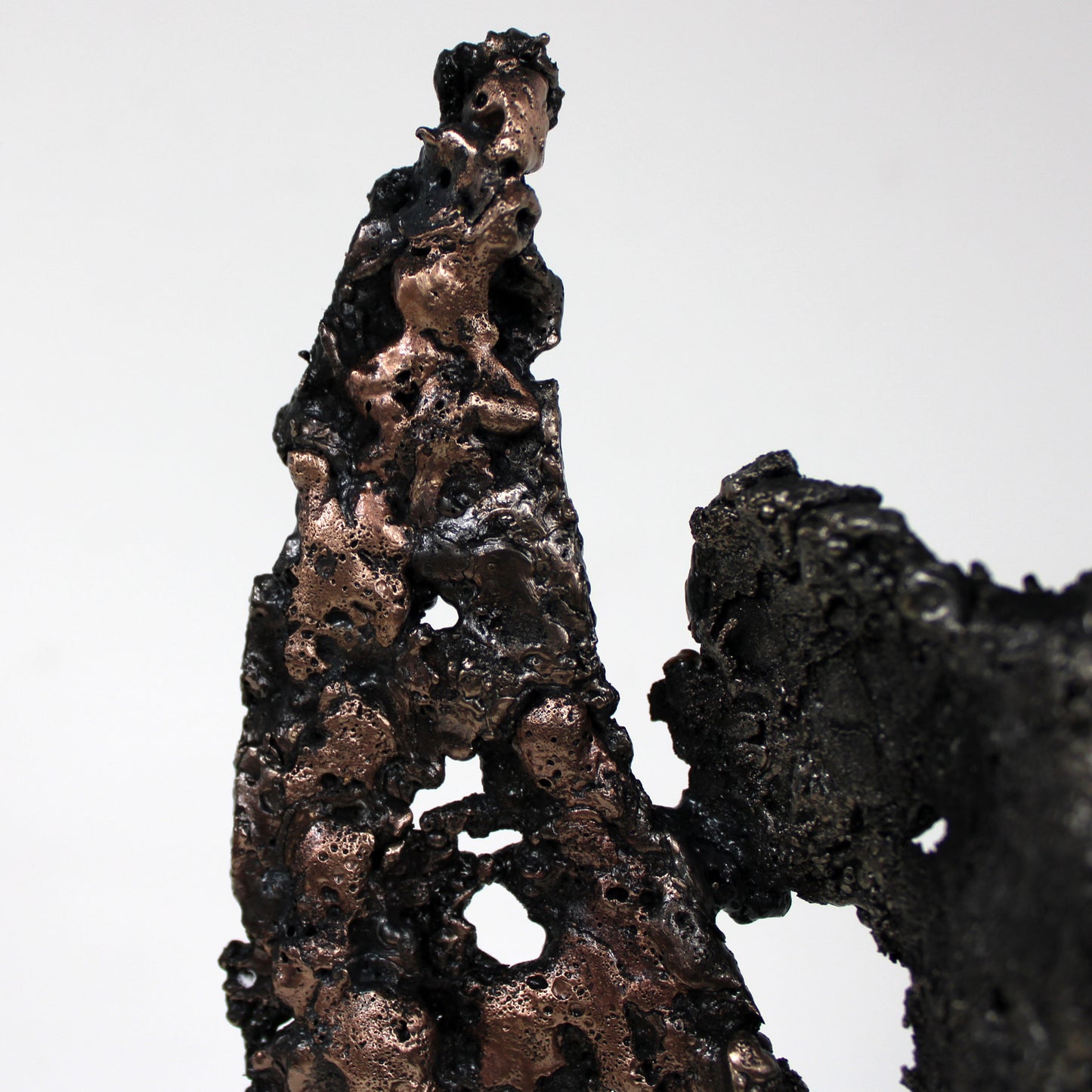 Flamme éléphant 30-23 - Sculpture animal metal - Tete elephant sur flamme acier bronze