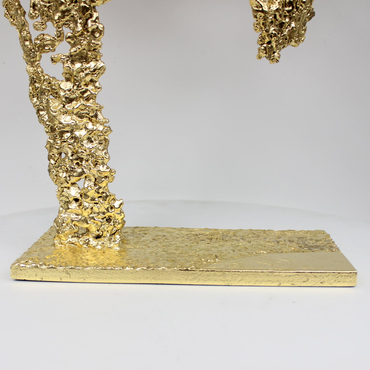 Belisama Etincelante - Sculpture bustier femme dentelle or