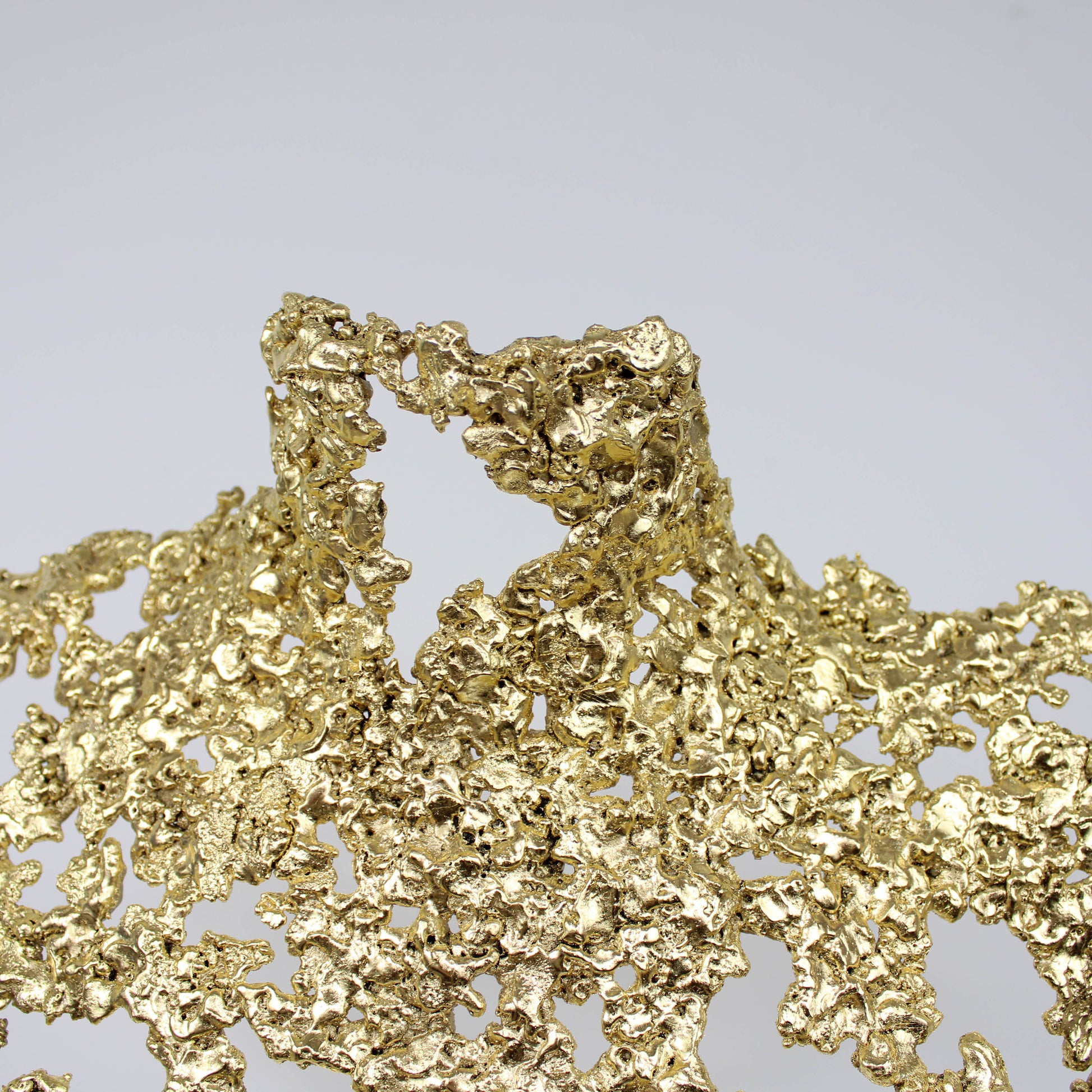 Belisama Etincelante - Sculpture bustier femme dentelle or