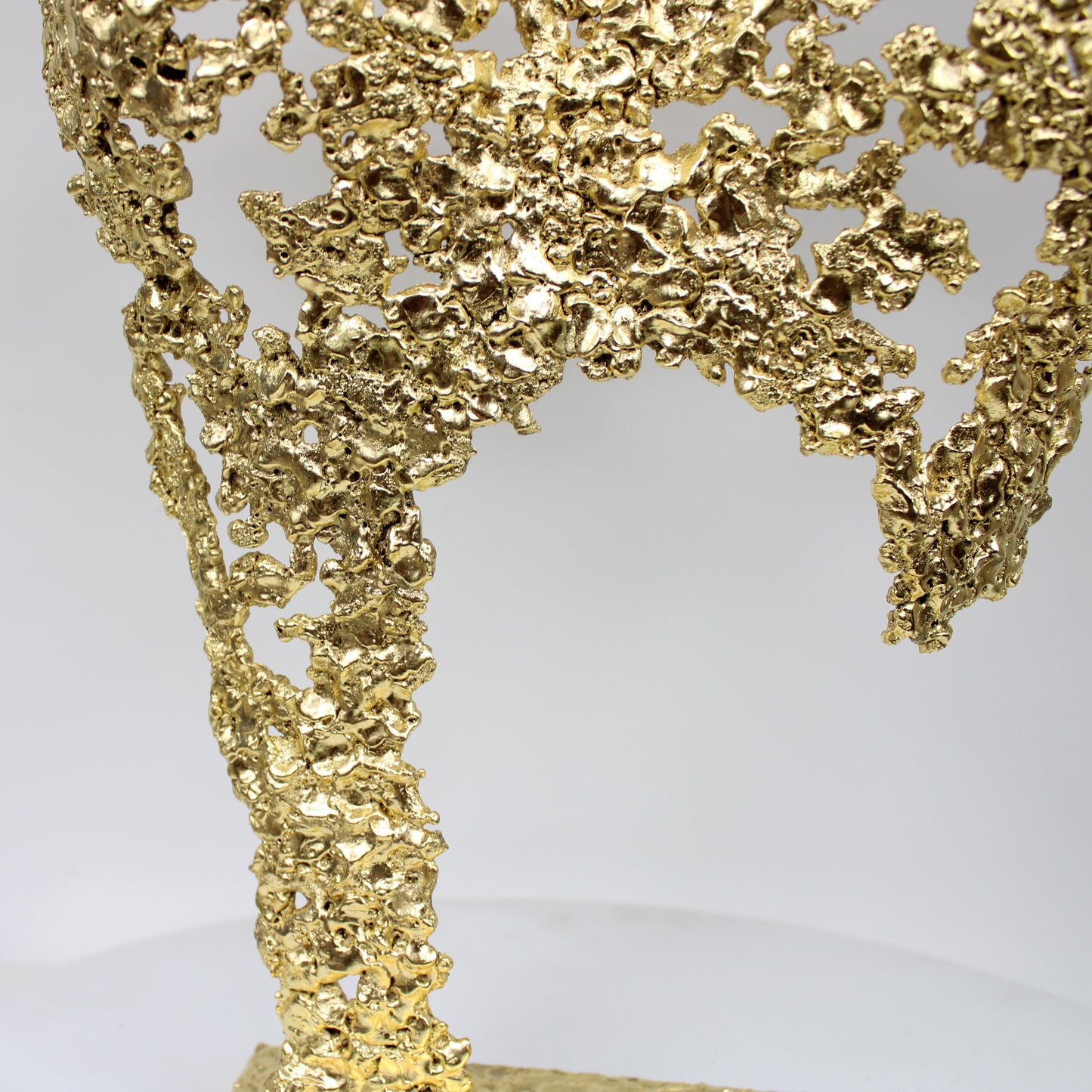 Belisama Etincelante - Sculpture bustier femme dentelle or