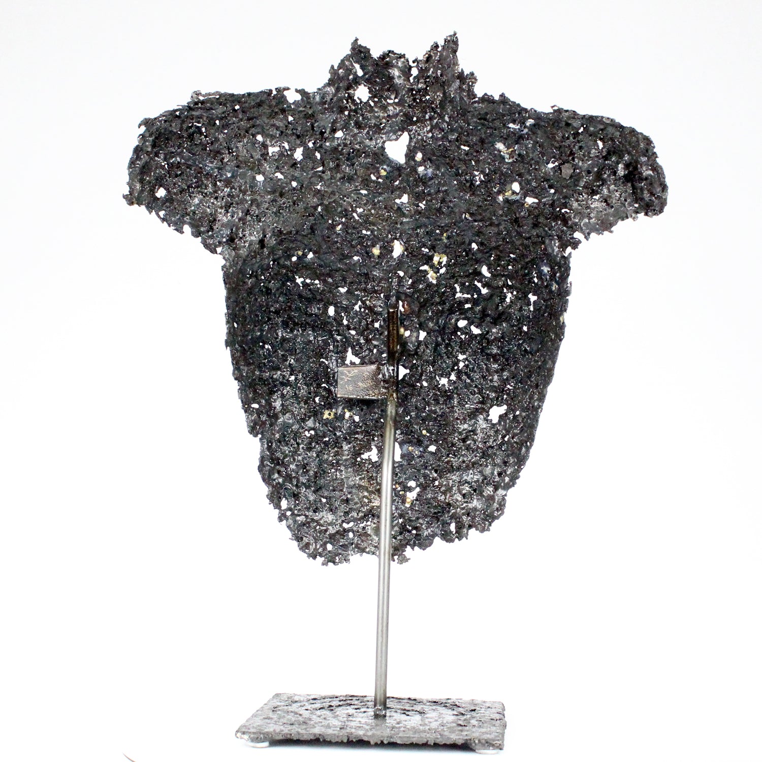 Buste féminin en dentelle de métal sculpture contemporaine - vue de dos