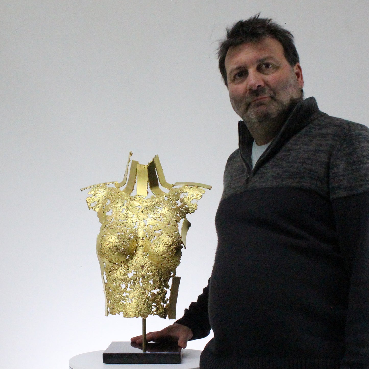 Belisama Jocaste - Sculpture buste femme dentelle bronze et Or - Buil